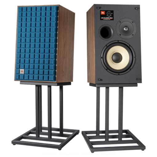 JBL L82MK2 Classic - Uovertruffen lyd, tidløs stil Øk lydopplevelsen din med JBL L82MK2 Classic, en legendarisk høyttaler som blander vintage sjarm med banebrytende teknologi.